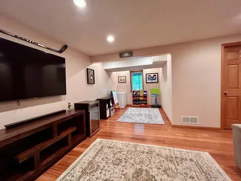 15220 Ironwood Court Eden Prairie MN 55346