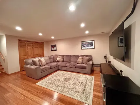 15220 Ironwood Court Eden Prairie MN 55346