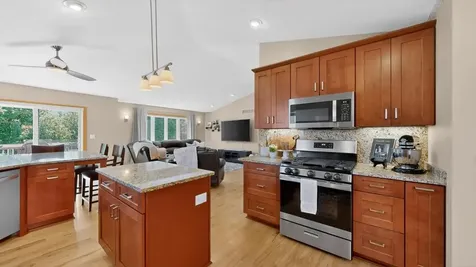 480 Manor Ridge Drive NW Rochester MN 55901