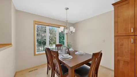 480 Manor Ridge Drive NW Rochester MN 55901