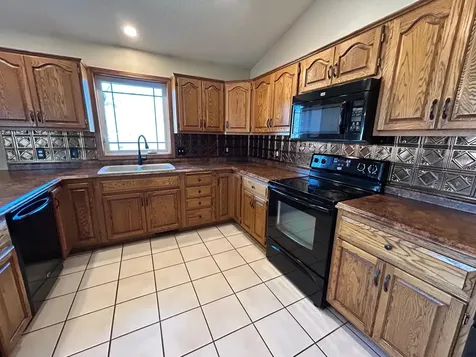 110 U'ren Lane Redwood Falls MN 56283