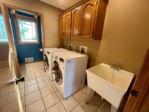 110 U'ren Lane Redwood Falls MN 56283