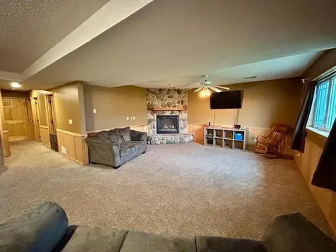 110 U'ren Lane Redwood Falls MN 56283