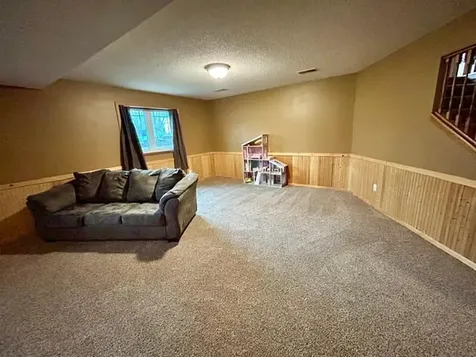 110 U'ren Lane Redwood Falls MN 56283