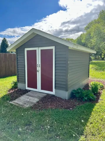 110 U'ren Lane Redwood Falls MN 56283