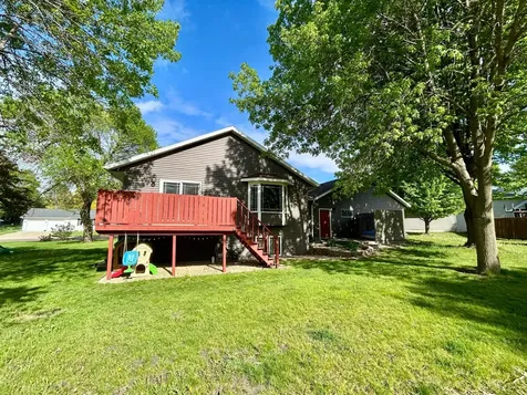 110 U'ren Lane Redwood Falls MN 56283