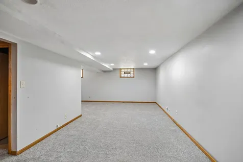 961 Livingston Avenue West Saint Paul MN 55118