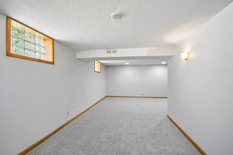961 Livingston Avenue West Saint Paul MN 55118