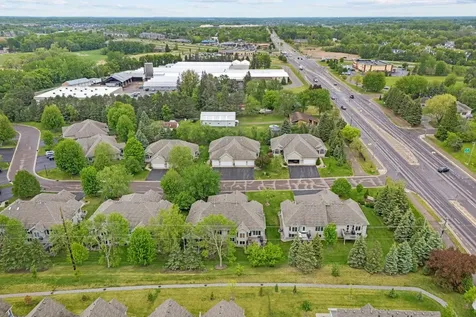 17925 39th Place N Plymouth MN 55446