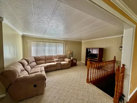 223 10th Avenue Worthington MN 56187