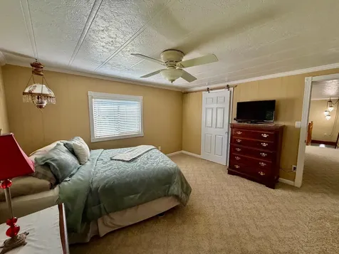 223 10th Avenue Worthington MN 56187