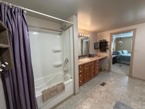 223 10th Avenue Worthington MN 56187