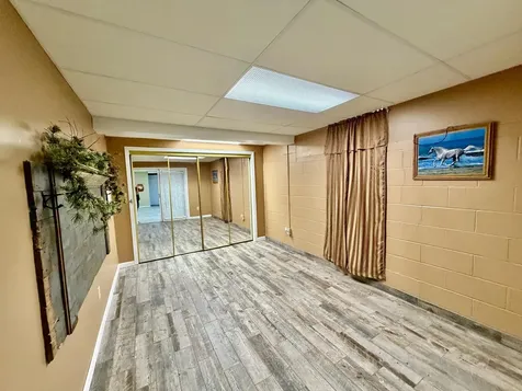 223 10th Avenue Worthington MN 56187