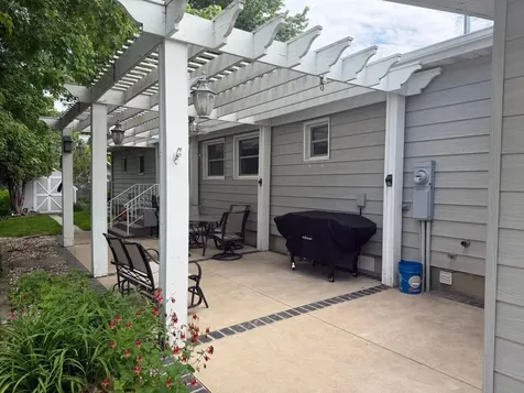 223 10th Avenue Worthington MN 56187