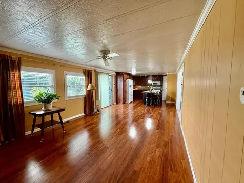223 10th Avenue Worthington MN 56187