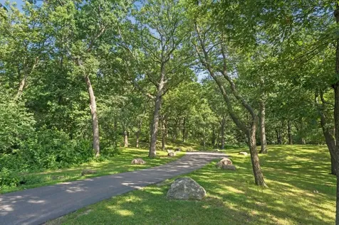 1660 Carriage Path Golden Valley MN 55422