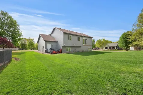 3569 Norway Drive S Cambridge MN 55008