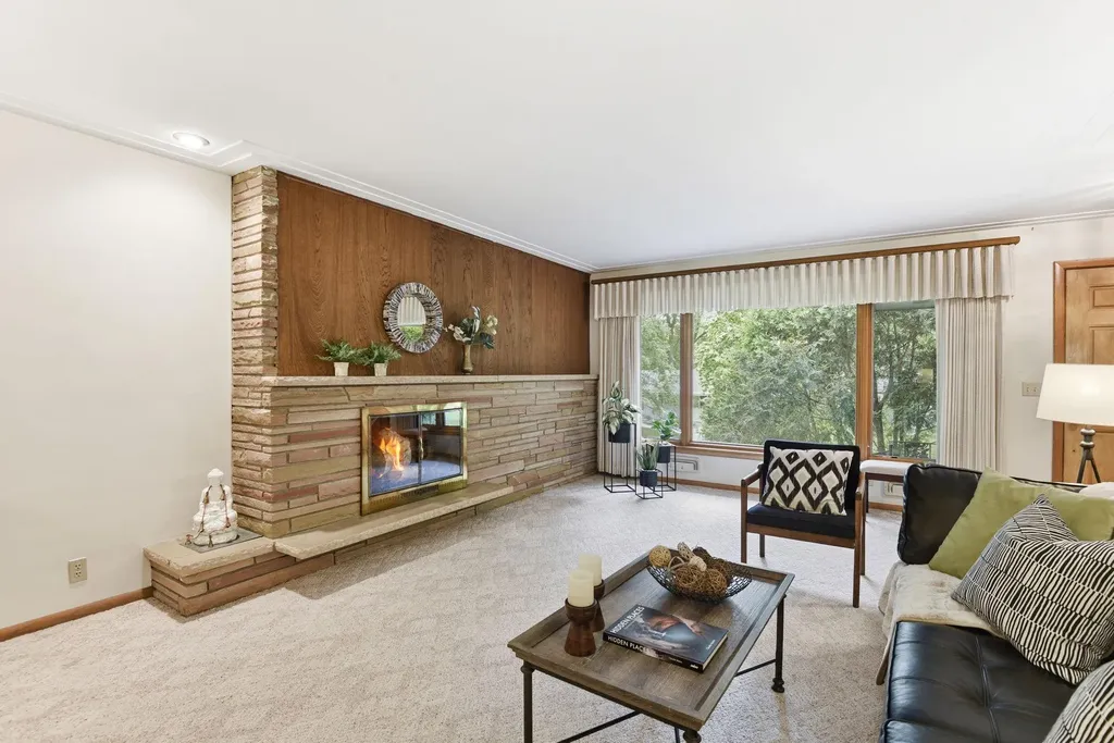 6221 Hansen Road Edina MN 55436