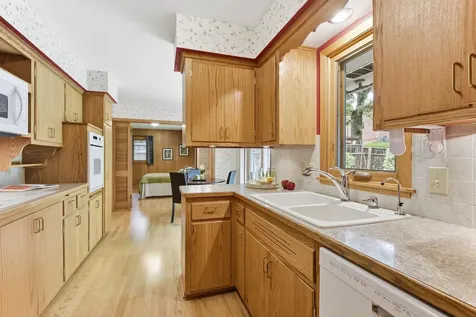 6221 Hansen Road Edina MN 55436