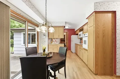 6221 Hansen Road Edina MN 55436