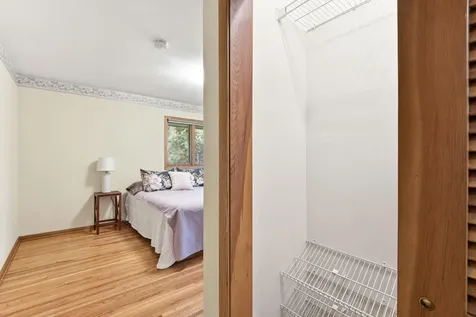 6221 Hansen Road Edina MN 55436