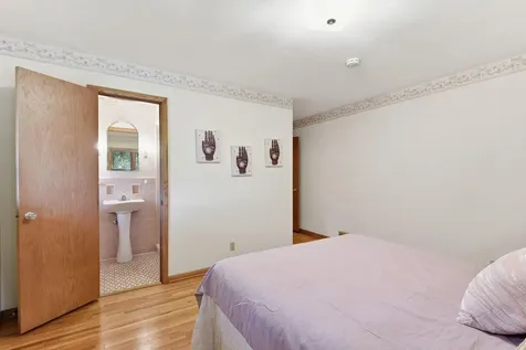 6221 Hansen Road Edina MN 55436