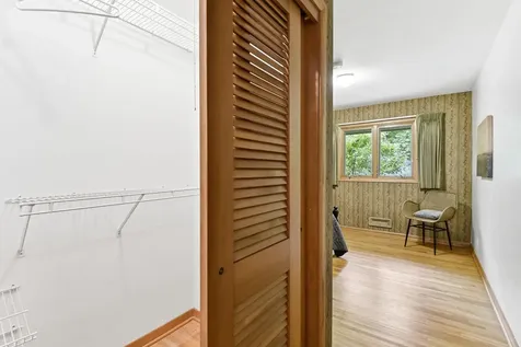 6221 Hansen Road Edina MN 55436
