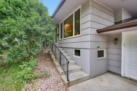 6221 Hansen Road Edina MN 55436