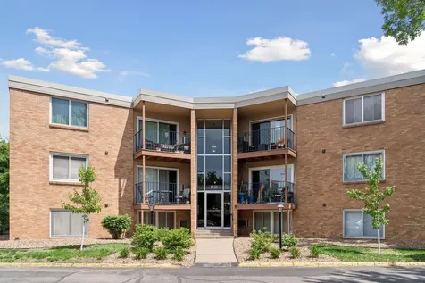 9141 Highway 55 Golden Valley MN 55427