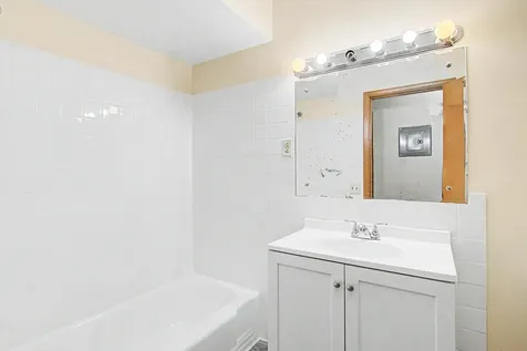 1339 Conway Street Saint Paul MN 55106