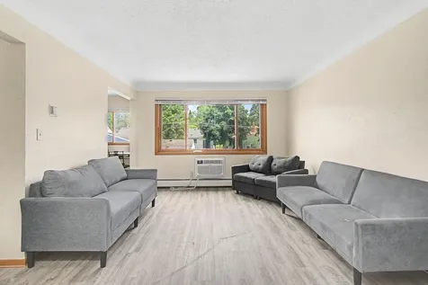 1339 Conway Street Saint Paul MN 55106