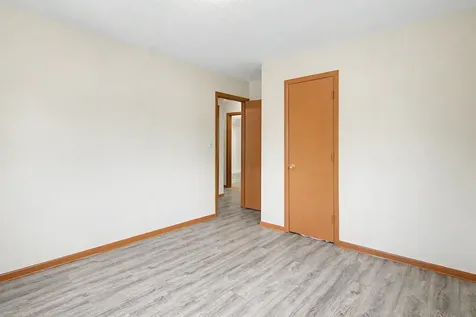 1339 Conway Street Saint Paul MN 55106