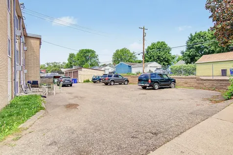 1339 Conway Street Saint Paul MN 55106