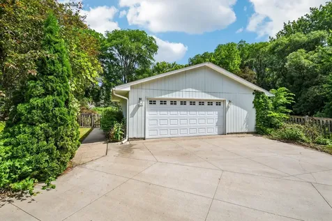 2165 11th Street White Bear Lake MN 55110
