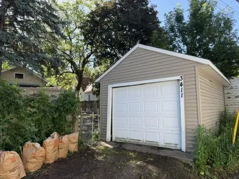 3411 Queen Avenue N Minneapolis MN 55412