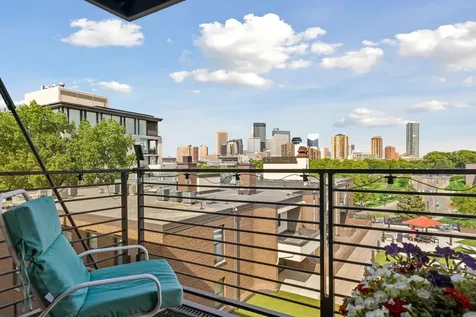 52 Groveland Terrace Minneapolis MN 55403