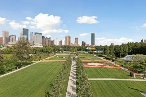 52 Groveland Terrace Minneapolis MN 55403
