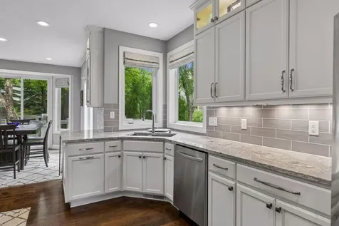 18291 Jacquard Path Lakeville MN 55044