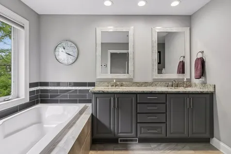18291 Jacquard Path Lakeville MN 55044