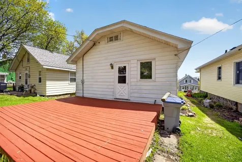 2711 W 9th Street Duluth MN 55806