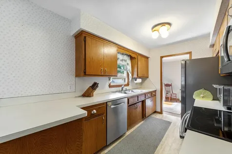 7049 Ewing Avenue N Brooklyn Center MN 55429
