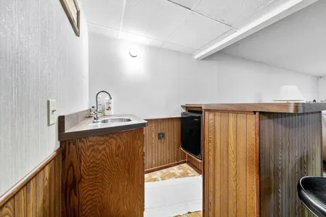 7049 Ewing Avenue N Brooklyn Center MN 55429