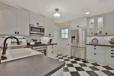 330 Basil Street Taylors Falls MN 55084