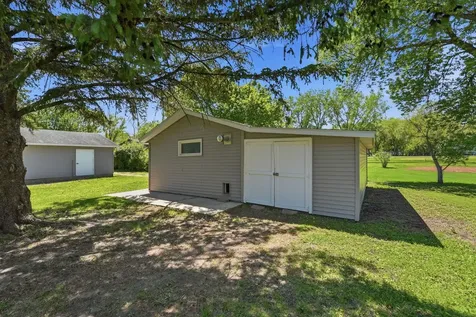 573 Stearns Avenue E Eden Valley MN 55329