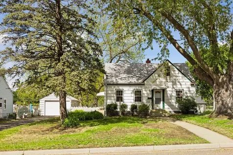 3509 Quail Avenue N Crystal MN 55422