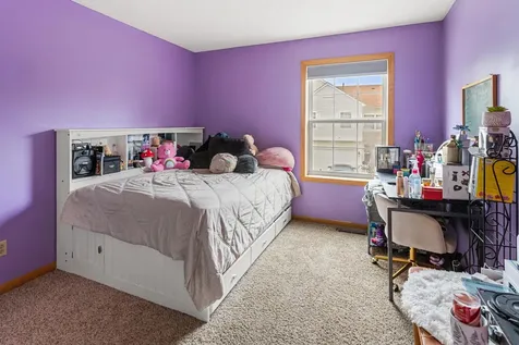 2033 Poppy Drive Chanhassen MN 55317