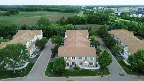 2033 Poppy Drive Chanhassen MN 55317