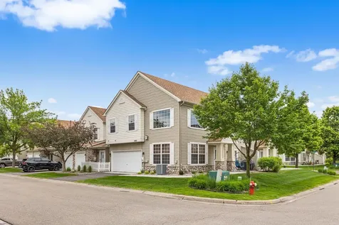 2033 Poppy Drive Chanhassen MN 55317