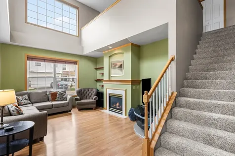 2033 Poppy Drive Chanhassen MN 55317