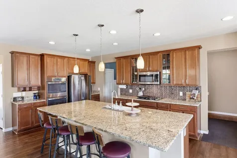 3863 Founders Path Chaska MN 55318